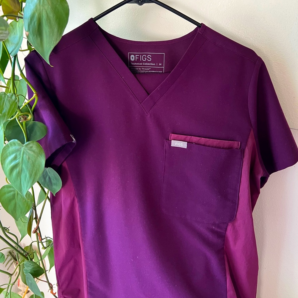 FIGS deep purple set! Medium